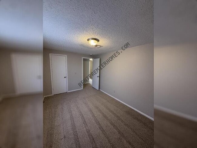 Building Photo - 1064 NW 7th St