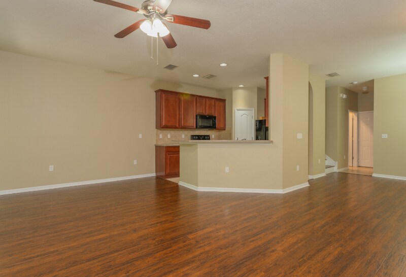 Building Photo - 7001 Interbay Blvd