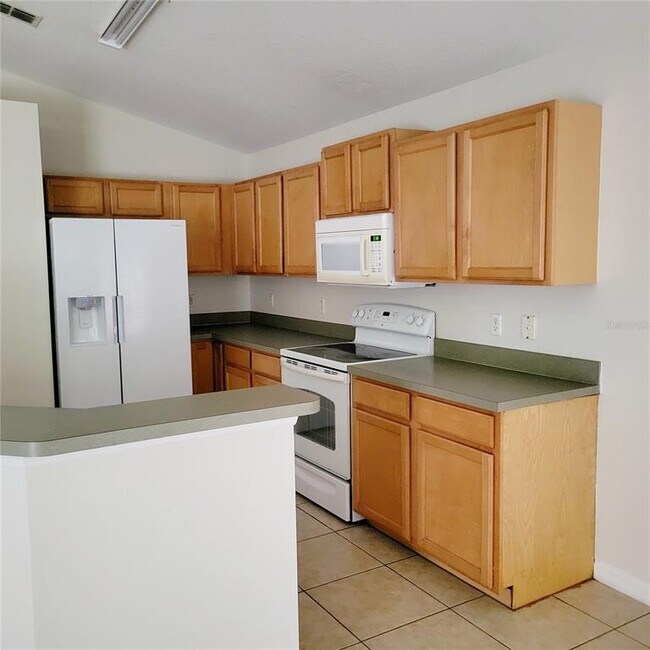 Building Photo - 9012 Sandwood Way
