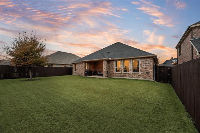 Building Photo - 1313 Benavites Dr