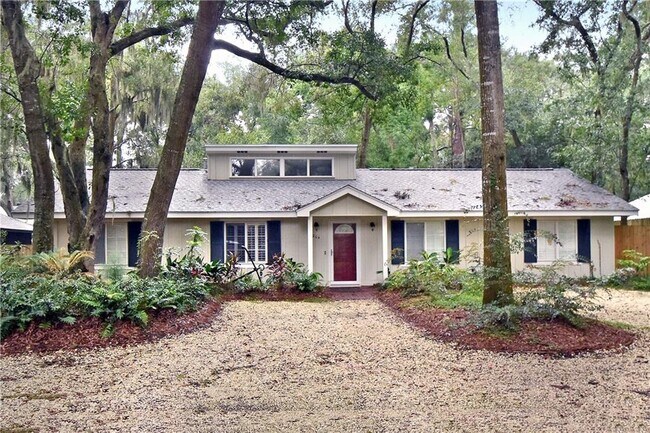 Primary Photo - 204 Maple St