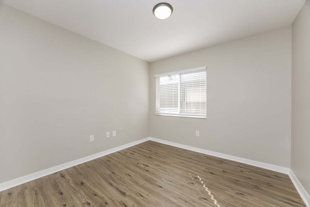 Building Photo - 12724 Lake Vista Dr