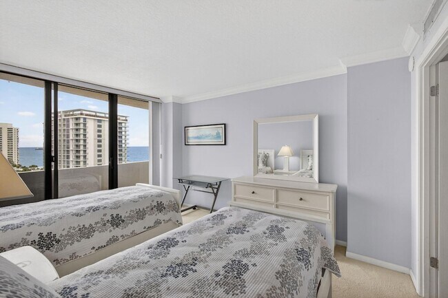 Building Photo - 4200 N Ocean Dr