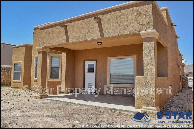 Building Photo - 14016 Rainbow Point Dr