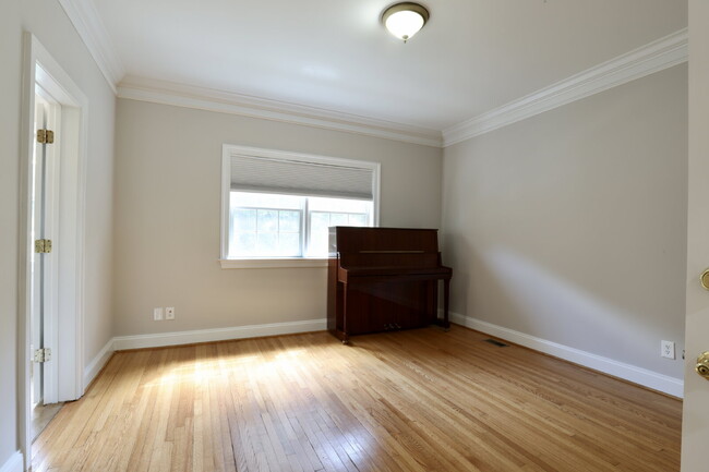 Building Photo - Welcome Home