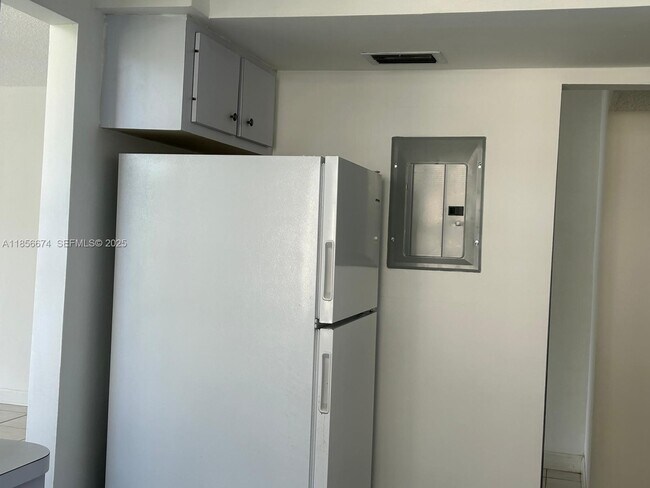 Building Photo - 3651 Environ Blvd