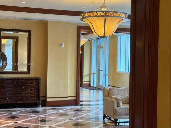 Building Photo - 20201 E Country Club Dr