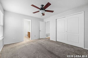 Building Photo - 323 Amberdale Oak