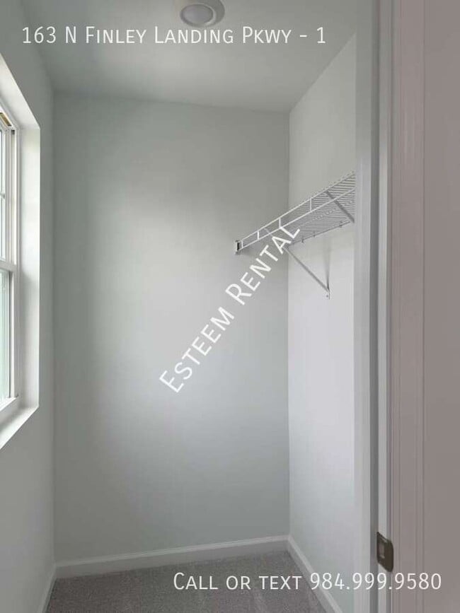 Building Photo - 163 S Finley Lndg Pkwy