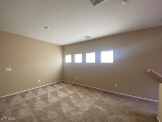 Building Photo - 9614 Vega Carpio Ave
