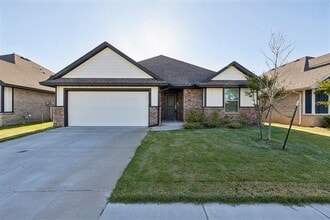 Building Photo - 12008 Brinley Reign Dr