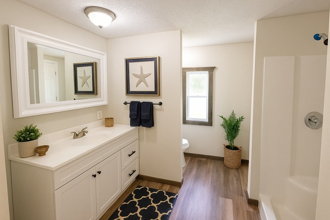 Building Photo - Fully Remodeled 3 Bedroom, 2 Bath Home in ...