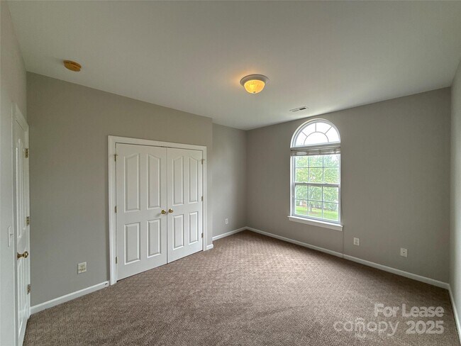 Building Photo - 1113 Cooper Ln