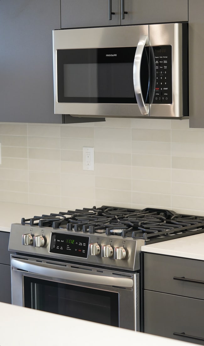 Building Photo - 2061 S Main St