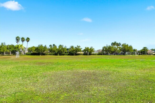 Building Photo - 4905 Boston Common Glen