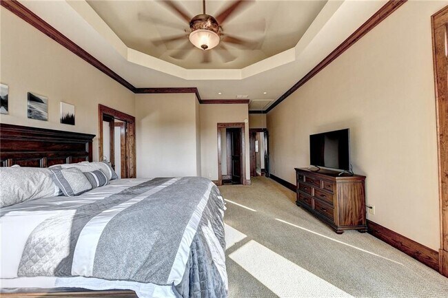 Building Photo - 3151 Winding Lake Dr