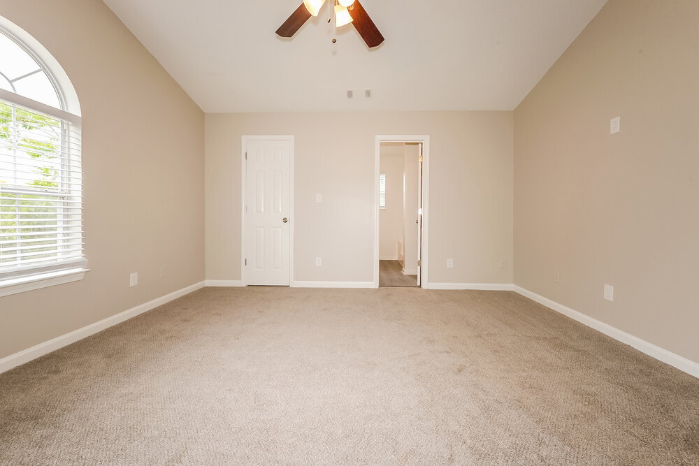 Building Photo - 317 Brookside Dr