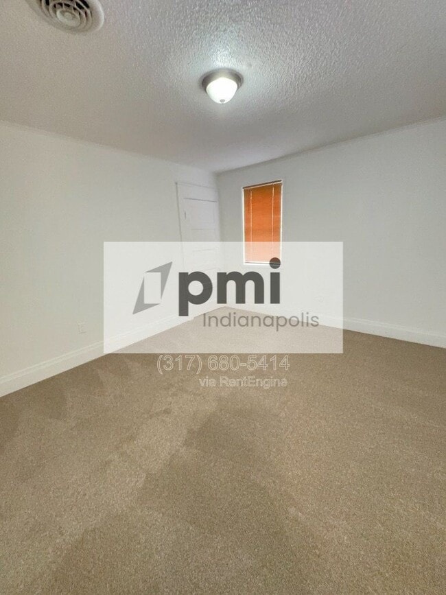 Building Photo - 955 S 22nd St
