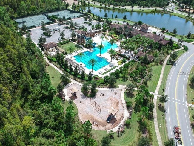 Building Photo - 4567 Tivoli Dr
