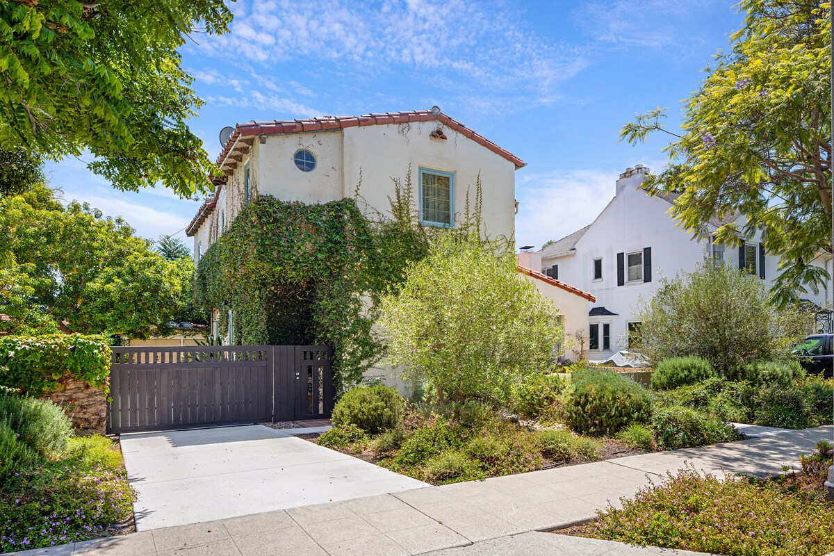 Building Photo - 4006 6th Ave