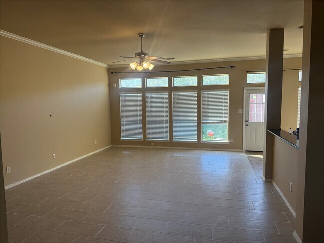 Building Photo - 4418 Long Creek Dr