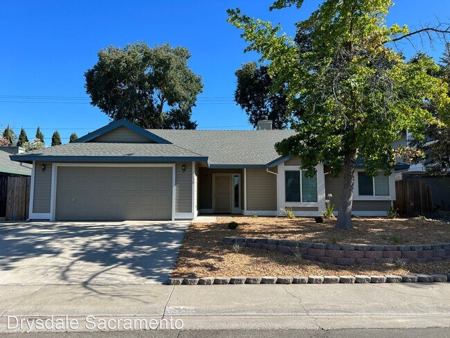Primary Photo - 3 br, 2 bath House - 7130 Cloverleaf Way