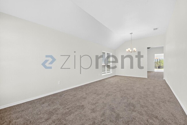 Building Photo - 1512 Chama Dr