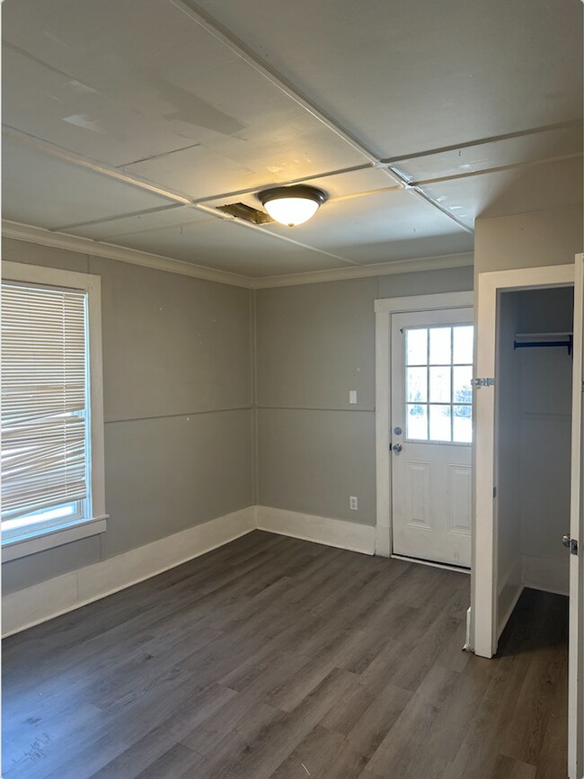 Building Photo - 18 Calloway St