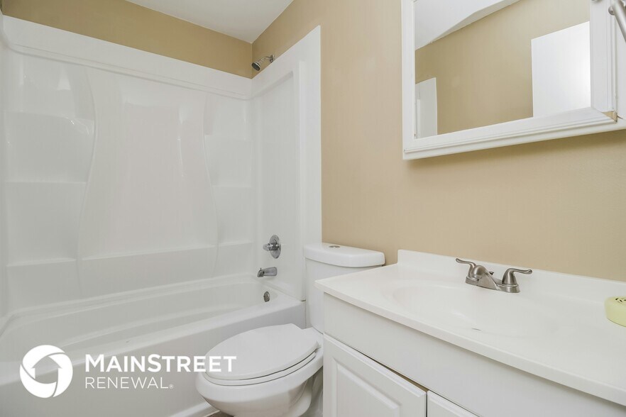 Building Photo - 4775 Doreen Rd