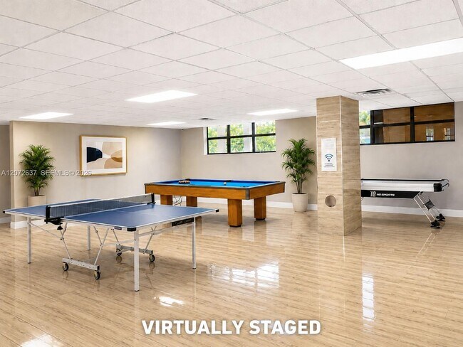 Building Photo - 600 Parkview Dr