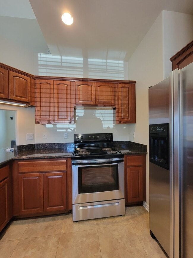 Building Photo - 2603 Plum Ct