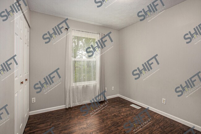 Building Photo - 755 North - Beautiful Single Family home