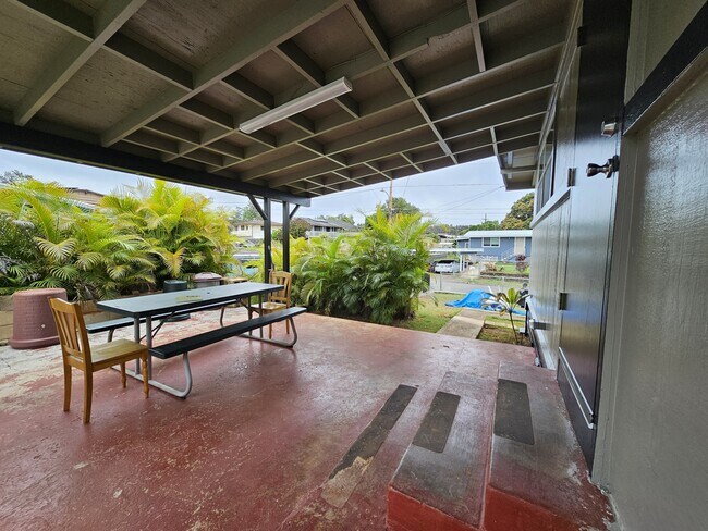 Building Photo - 95-230-230 Waipono St