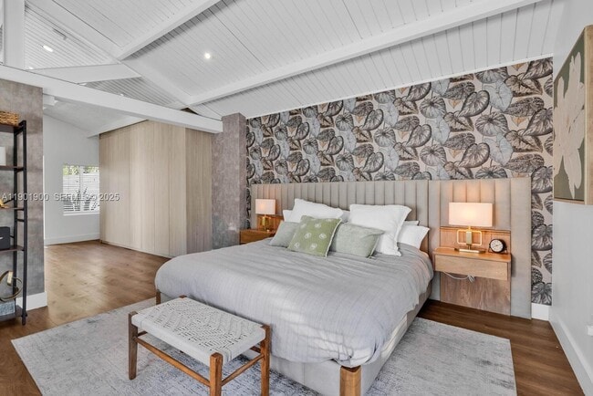 Building Photo - 901 NW 7th Street Rd