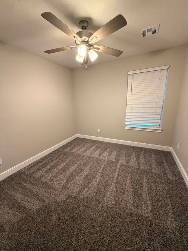 Building Photo - New build, 3 bed/2 bath, stainless steel appliances, two car garage, fenced in back yard!!!!