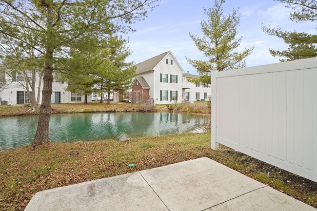 Building Photo - 5004 Stratford Pine Ln