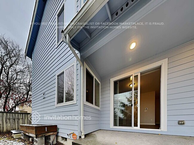 Building Photo - 3727 Santis Loop SE