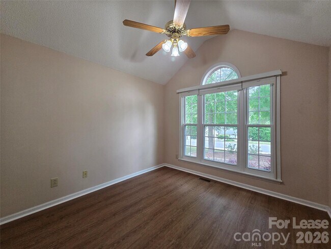 Building Photo - 1319 Mistletoe Ridge Pl NW