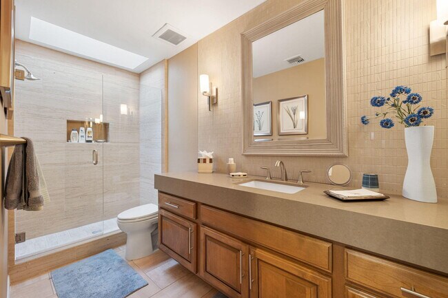 Building Photo - 73416 Poinciana Pl