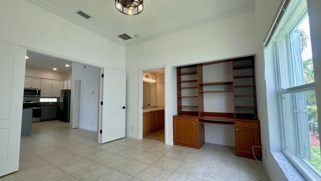 Building Photo - 110 Newberry Ln