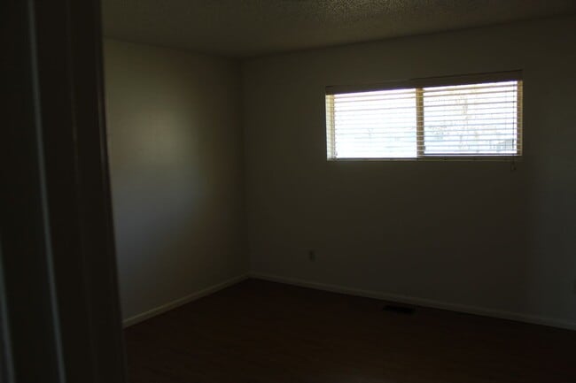 Building Photo - 6520 Climax Ave