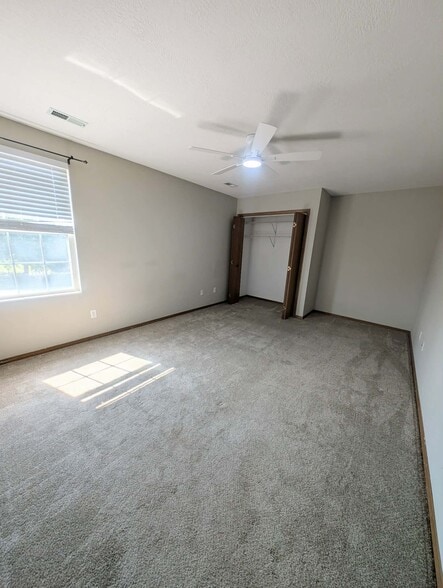 Building Photo - 1802-1804 N Laurel Hill Pl