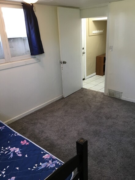 Bedroom/Living Room - 299 N 100 E