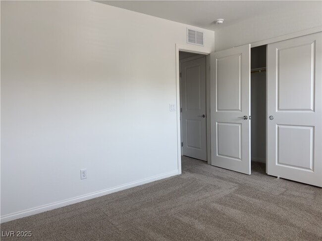 Building Photo - 9166 Orange Horizon Ave