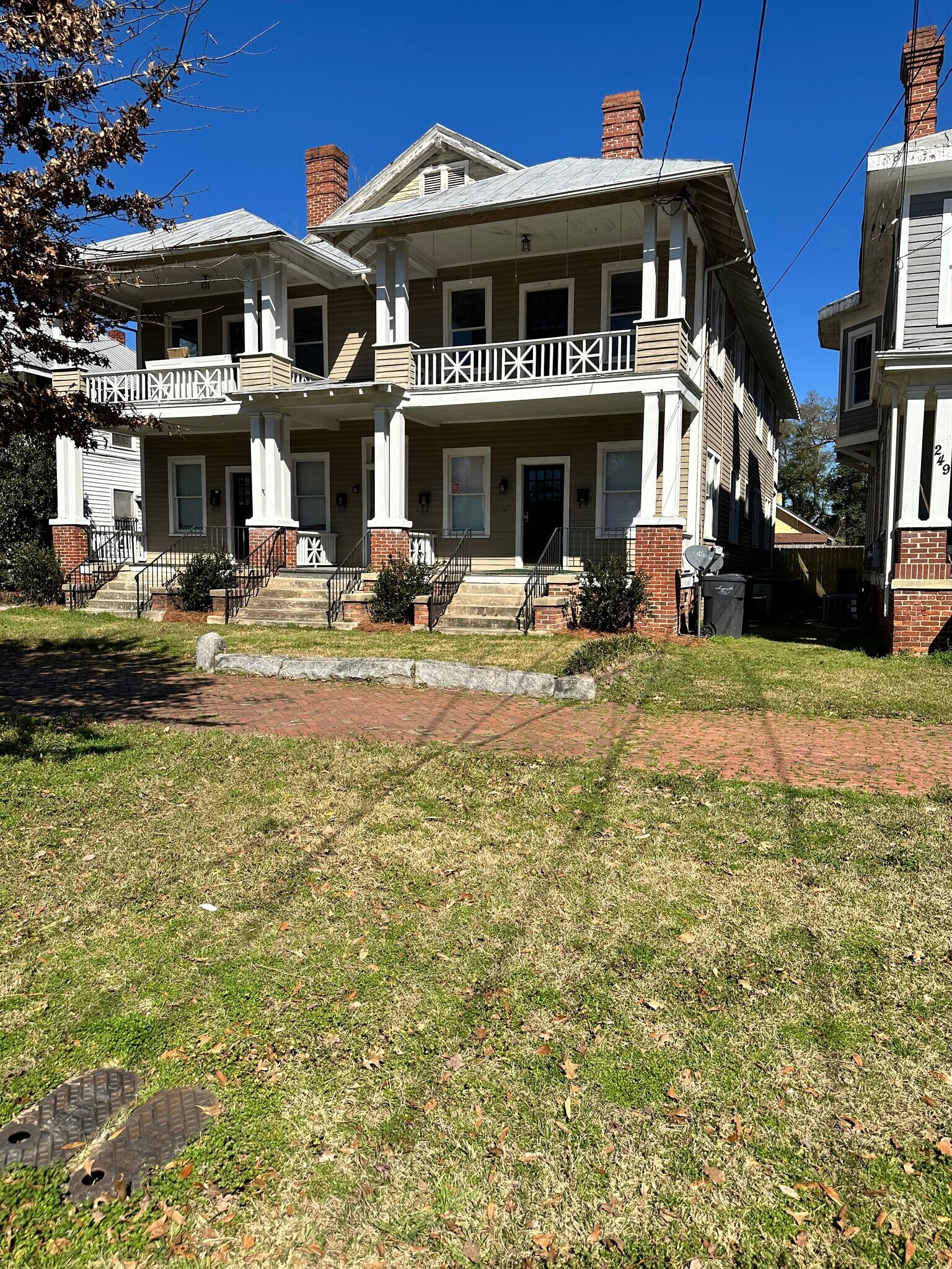 Building Photo - 251 Broad St