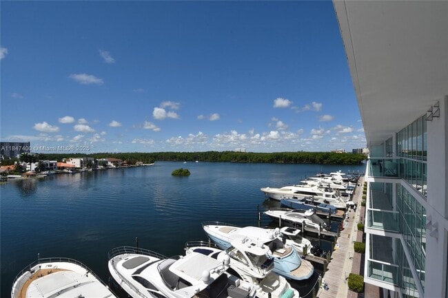 Building Photo - 400 Sunny Isles Blvd