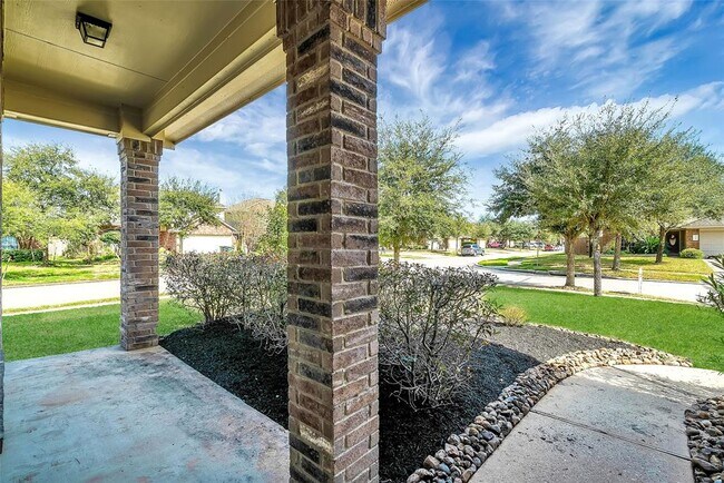 Building Photo - 31723 Regal Park Ct