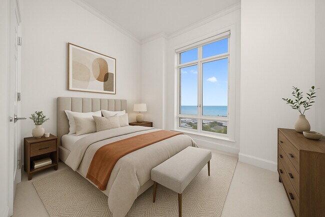 Building Photo - 2550 N Lakeview Ave