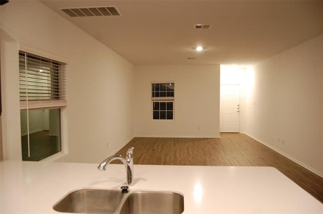 Building Photo - 3301 Dusted Daisey St