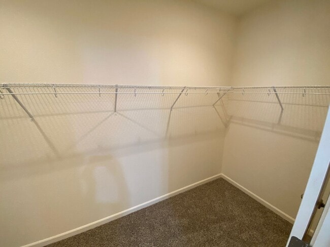 Building Photo - SE Reno - Damonte Ranch - 4 Beds 3 Baths